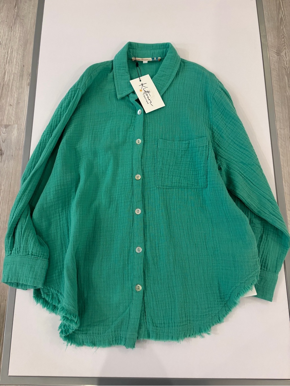 Vintage Havana green gauze St Barth